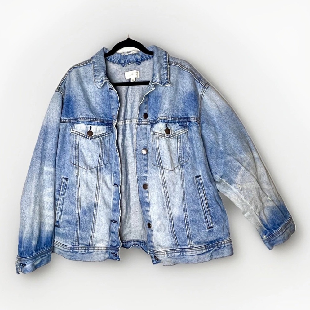 Universal Thread Distressed Blue Denim Jacket